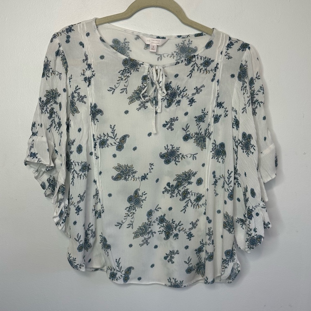 LC Lauren Conrad White and Blue Floral Blouse